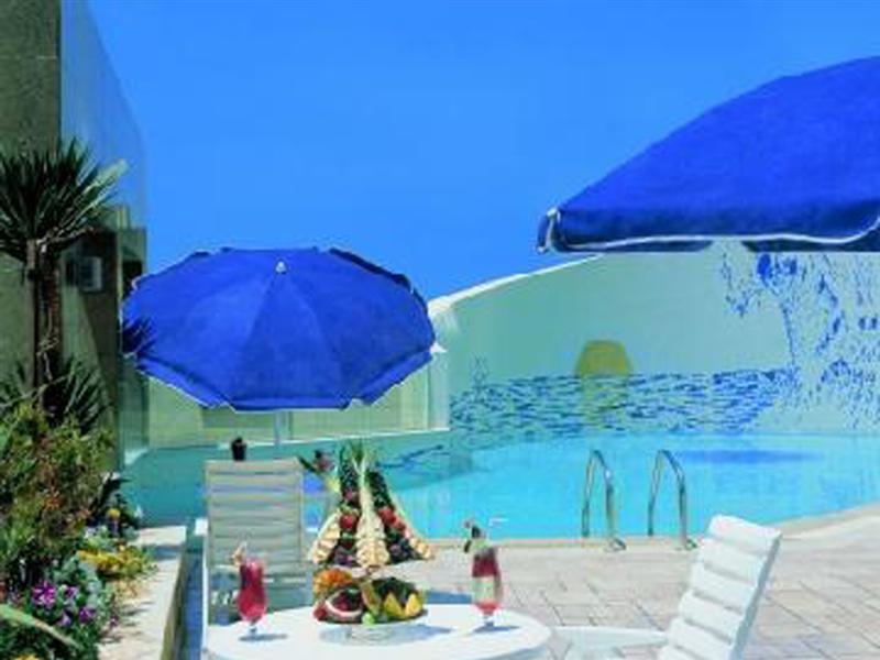 Hotel Ramada Plaza By Wyndham Beirut Raouche Exteriér fotografie
