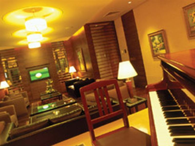 Hotel Ramada Plaza By Wyndham Beirut Raouche Exteriér fotografie