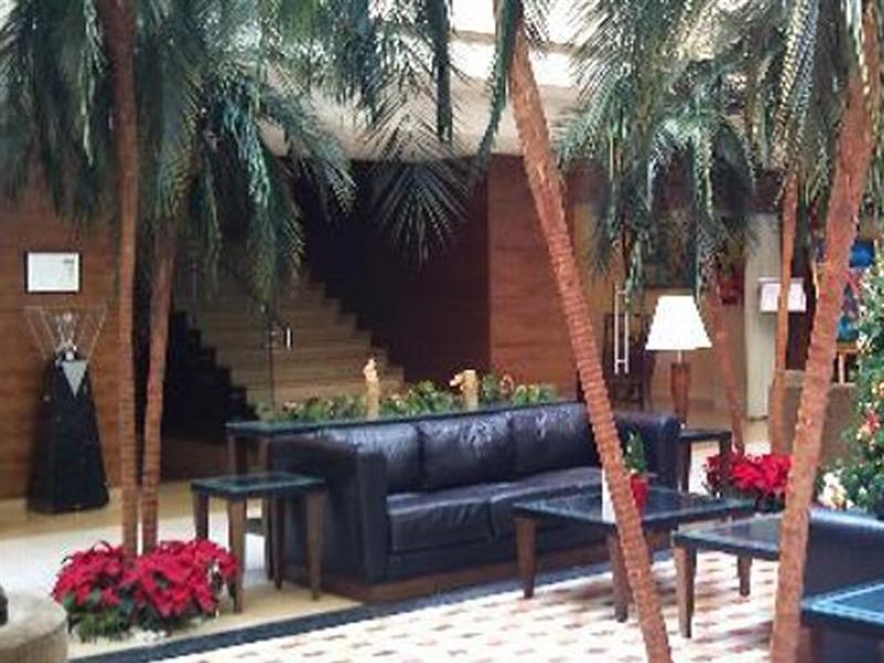 Hotel Ramada Plaza By Wyndham Beirut Raouche Exteriér fotografie