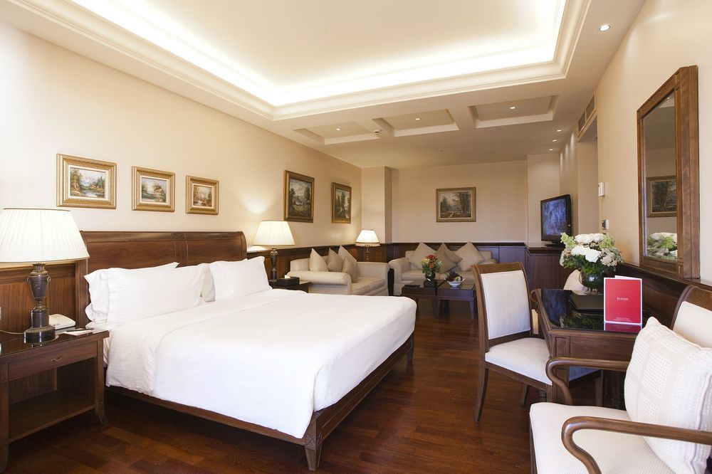 Hotel Ramada Plaza By Wyndham Beirut Raouche Exteriér fotografie